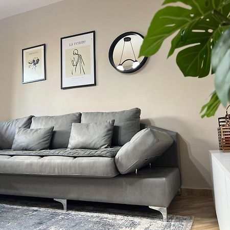 New Modern Tirana Apartment Buitenkant foto